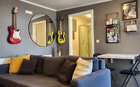 Studio Seven 7